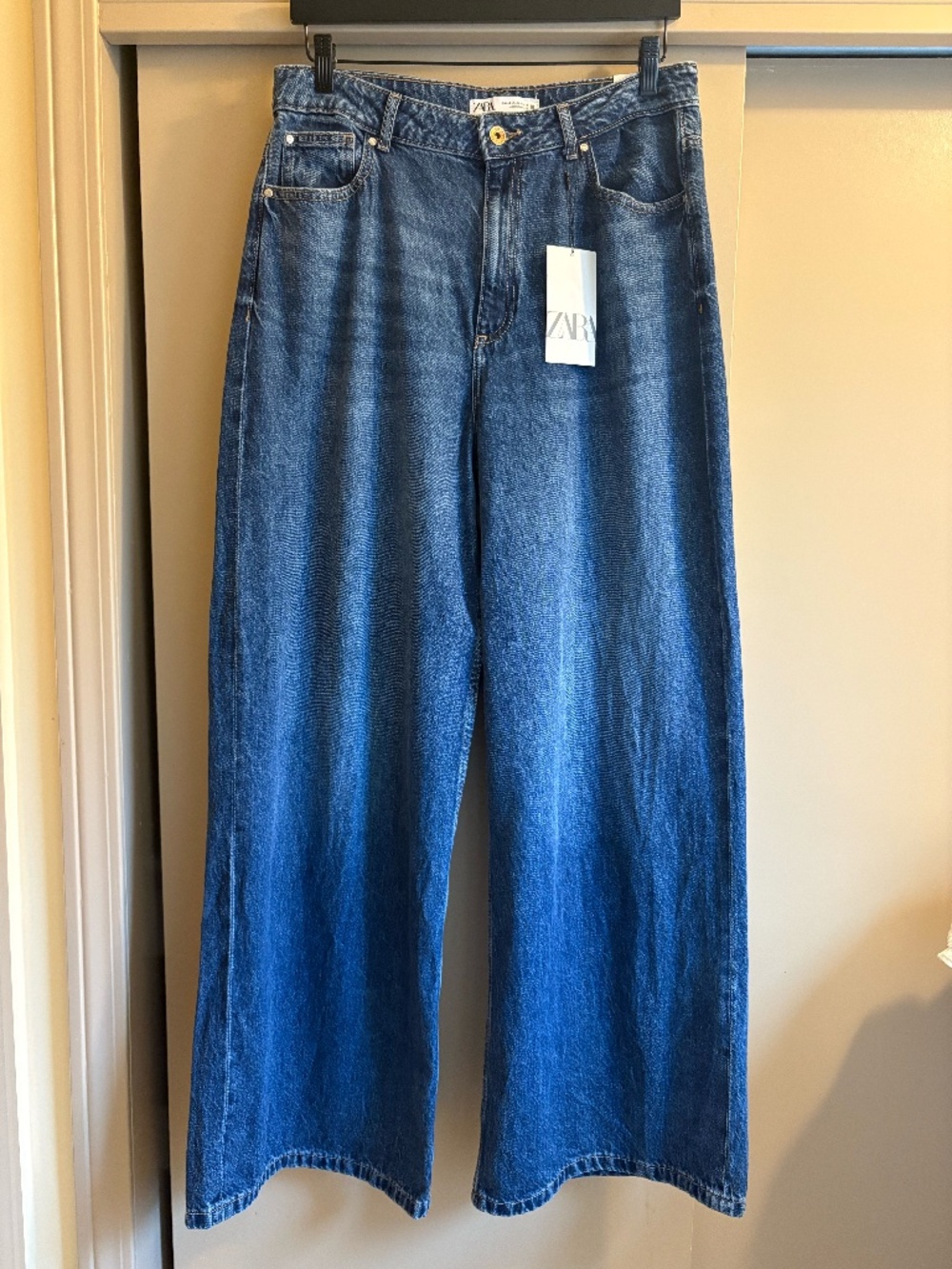 Zara wide leg full length jeans size 10